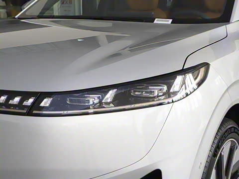 2025�� 636Max���Ȱ� 5��