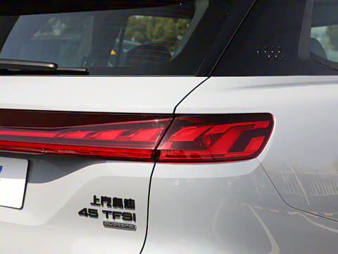 2024�� 45 TFSI quattro RS �׼����ٰ� 7��