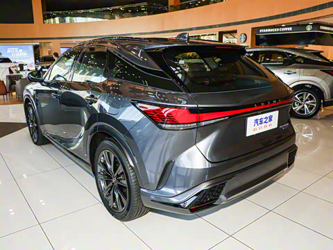 2025�� 500h ����F SPORT Performance