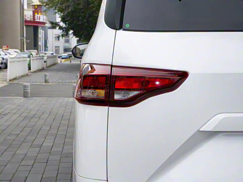 2025�� 2.0L �Զ���������� 9��