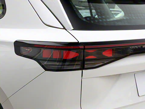 2025�� ̽��L 330TSI ������Ӣ