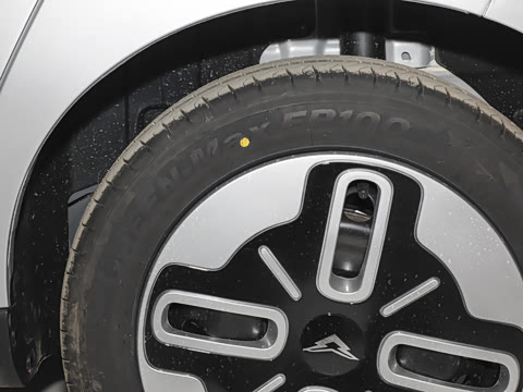 2025�� Mate 300km̤�˰�