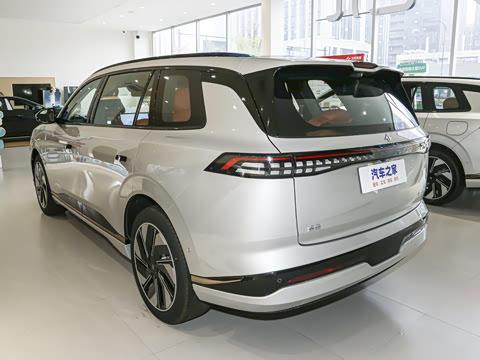 2025�� 636Max���Ȱ� 6��