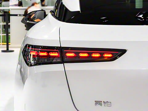 2025�� 630 Max��