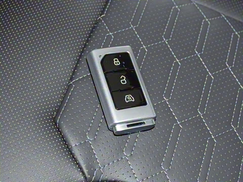 2025�� 2.0T ����