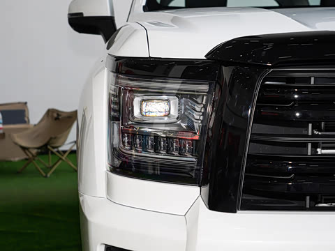 2025�� 2.0T�Զ�������Ӣ�� ����