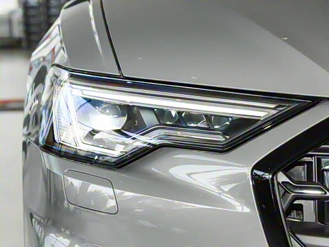 2025�� Avant 45 TFSI ��̽�ռ�