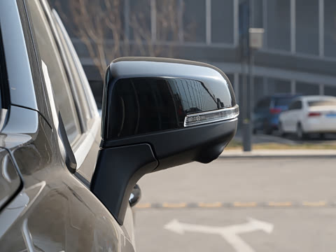 2025�� 2.0T�Զ�������Ӣ�� ����