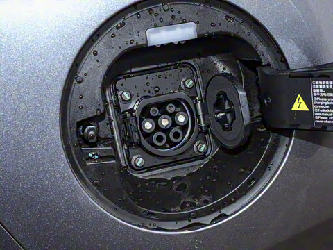 2025�� EV �Ǽݰ� 520km ������