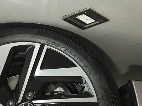 2025�� �Ŀ� 300TSI DSG��Խ��