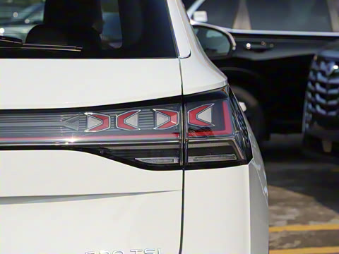 2025�� �Ŀ� ������ 330TSI