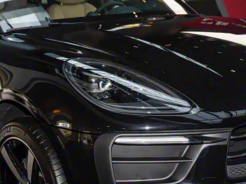 2025�� Macan 2.0T ���ΰ�