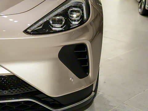 2025�� 688MAX 160kW