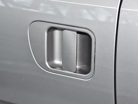 2024�� M5 1.6L ��׼��7��CNG