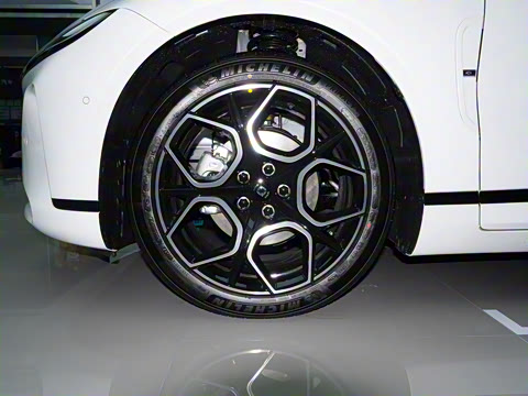 2025�� �������̰� 230�콢��