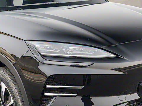 2025�� EV �Ǽݰ� 605km �콢��