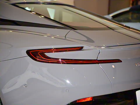 2025�� 4.0T V8 Coupe