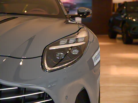 2025�� 4.0T V8 Coupe