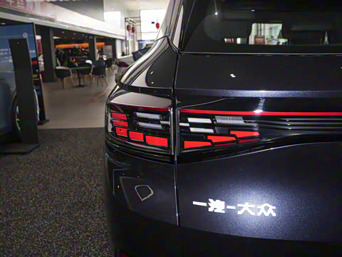 2025�� ������