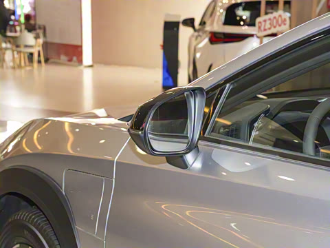 2023�� 300e ������ ������