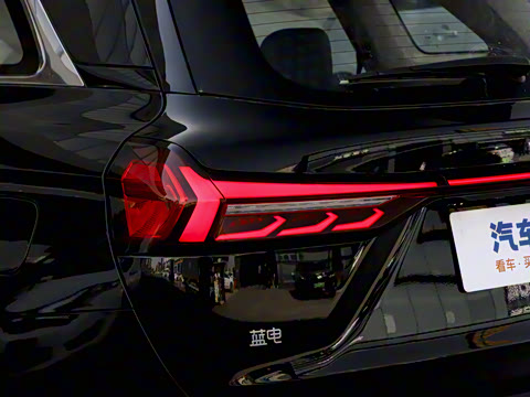 2025�� 165km ���������ж��ư� 7��