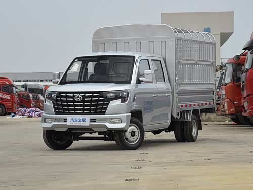 8l仓栅车豪华型双排4j18v