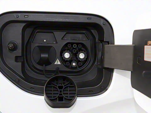 2025�� 210Ultra���Ȱ� 5��