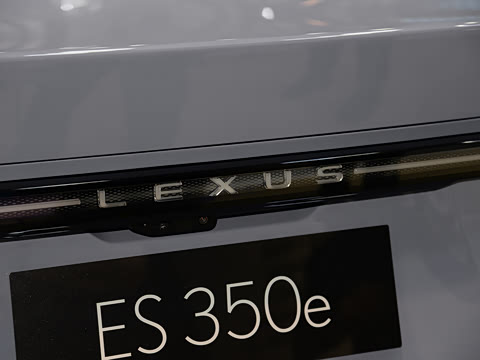 2025�� 350e