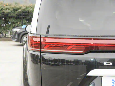 2025�� EV ��������