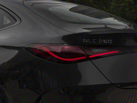 2025�� �Ŀ� GLC 260 4MATIC ����SUV