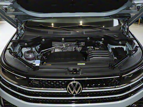 2024�� �Ŀ� 380TSI ����R-LineѲ�� ������