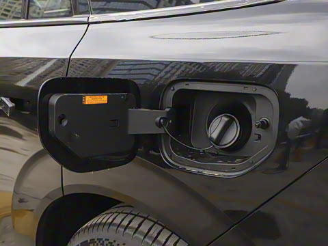 2025�� 210Ultra���Ȱ� 5��