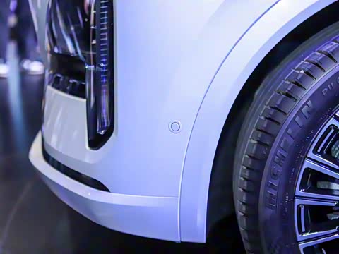 2025�� ����Ultra+ �߶���