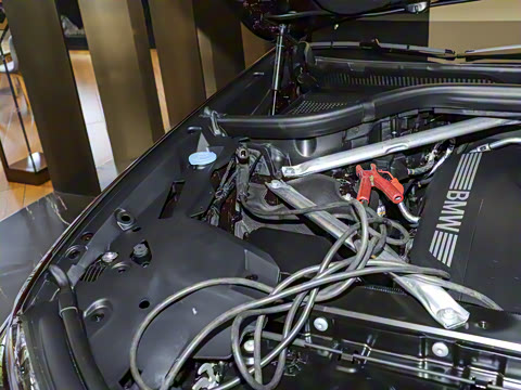 2024�� xDrive40i ������M�˶���װ