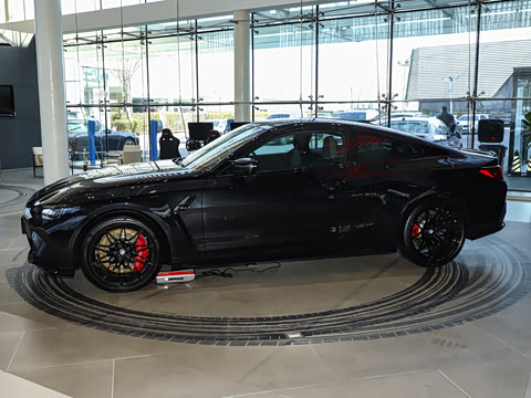 2024�� M4˫�Ž��ܳ� M xDrive ������