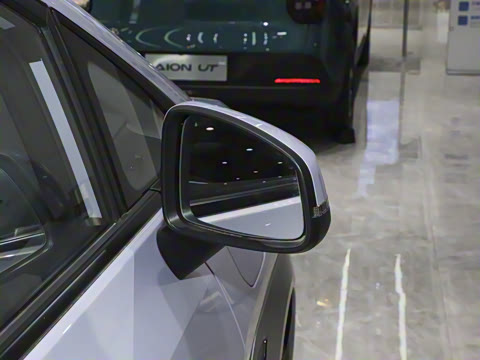 2023�� Plus 610 ������