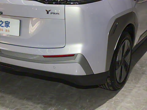 2023�� Plus 610 ������