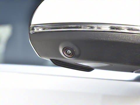 2025�� �Ŀ� C 350 eL