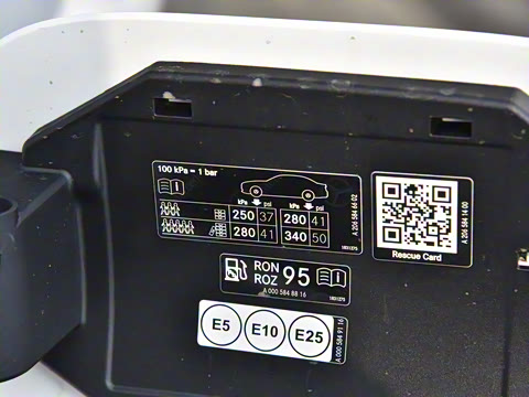 2025�� �Ŀ� C 350 eL