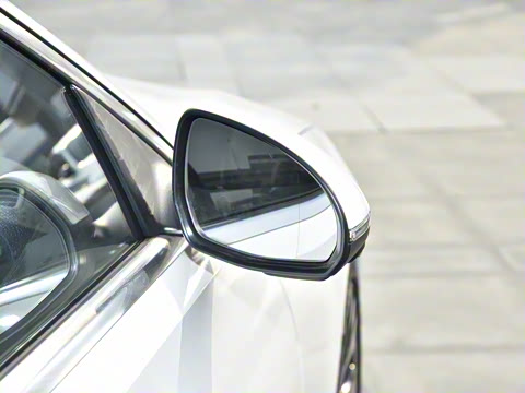 2025�� �Ŀ� C 350 eL