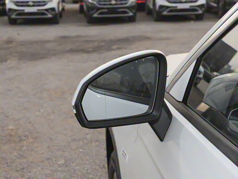 2025�� ������ 300TSI