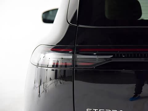 2025�� ���� 760 Max��������������ʻ