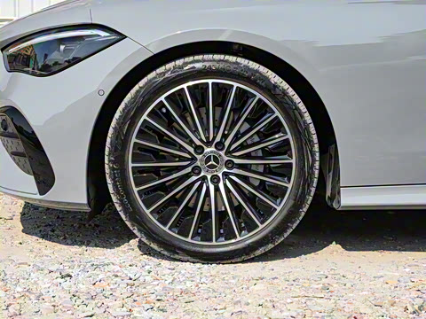 2025�� CLE 260 ���ܳ�