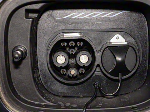 2025�� EV 670KM�����״�������