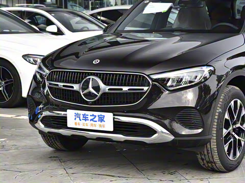 2025�� GLC 260 L 4MATIC ������