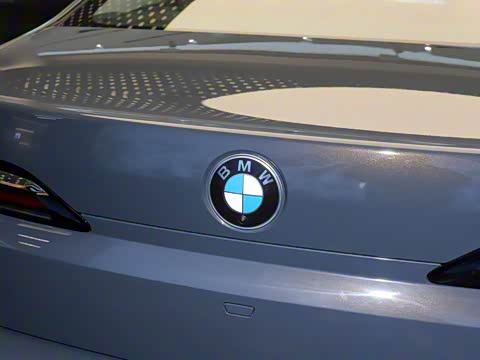 2023�� 735Li M�˶���װ