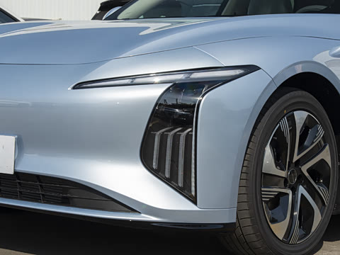 2025�� 235���� ������