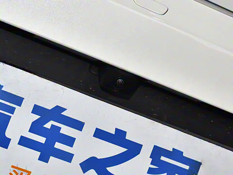 2025�� 2.0T Trophy+ �����˶���