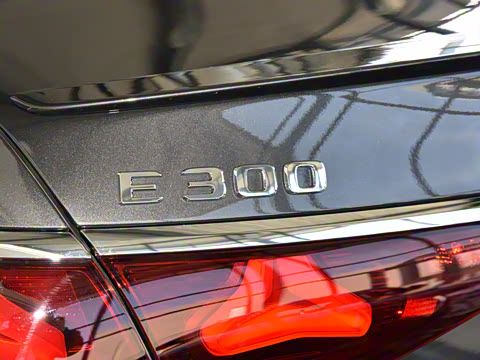 2025�� E 300 ʱ�����˶���