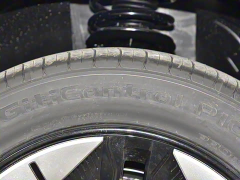 2025�� 520Max ��ΪǬ���Ǽ�ADS SE�����